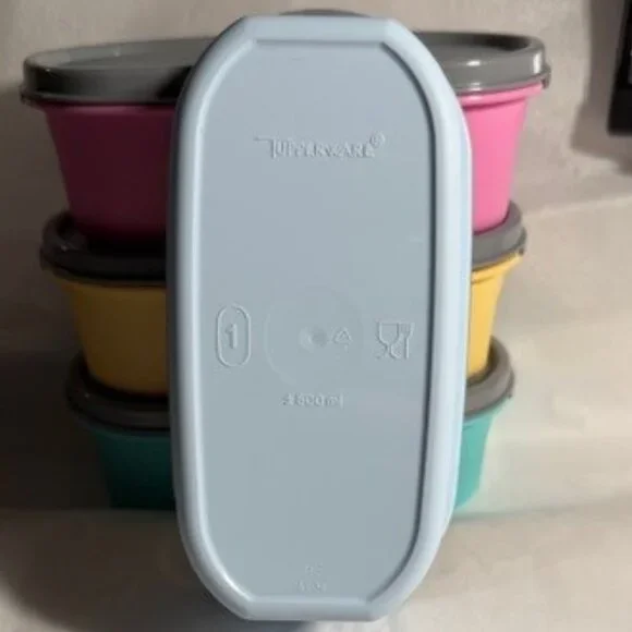 Tupperware Modular Mates Oval 1 - Colours! - Picture 3 of 5